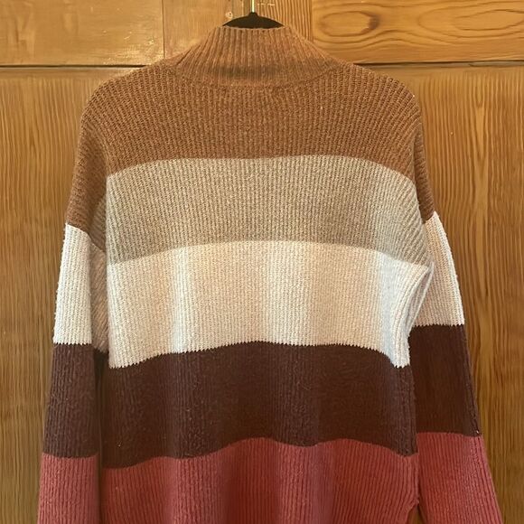 Olive + Oak Striped Sweater Size Medium - Picture 7 of 7